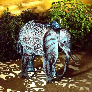 Kerti napelemes fém Elefánt sziluett lámpa 35 cm – színváltós+hideg fehér