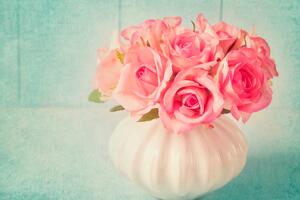 Kép rózsa vázában