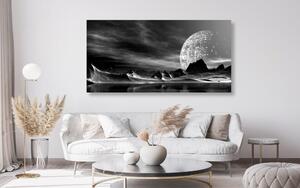 Kép futurisztikus bolygó fekete fehérben
