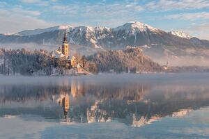 Fotótapéta templom a szlovéniai Bledi-tónál