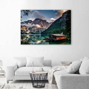 Gario Vászonkép Nyaraló egy tó partján a hegyekben Méret: 60 x 40 cm