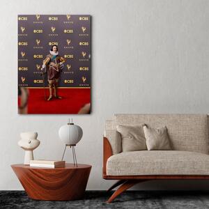 Gario Vászonkép Vörös szonyeges öltözék - Jose Luis Guerrero Méret: 40 x 60 cm