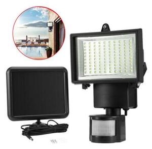 Mozgásérzékelős, napelemes reflektor, 60 LED