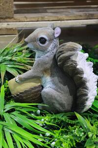 Barna dekor mókus tállal a kezében 23cm