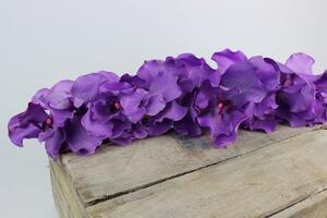 Lila mű orchidea szárral 115cm