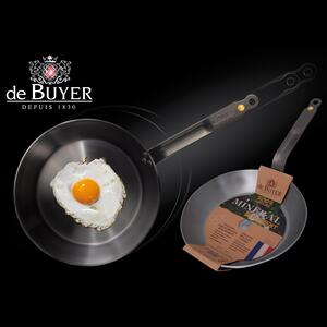 De Buyer Acélserpenyő omlett készítéséhez Mineral B Element Ø 24 cm