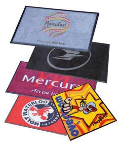Fizetés lábtörlő szőnyegek grafikai ajánlatáért céges logóval