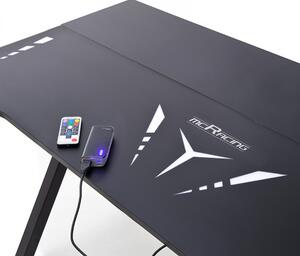 McRACING Basic 4 gamer íróasztal fekete karbon optika borítással és beépített LED világítással