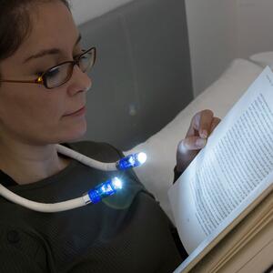 Nyakra akasztható LED lámpa olvasáshoz - InnovaGoods