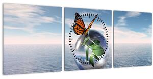 Pillangó képe egy üveggolyón (órával) (90x30 cm)