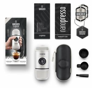 Wacaco Nanopresso Hidegfehér hordozható kávéfőző + kemény védőtok