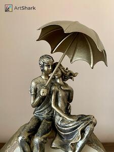 Pár esernyővel szobor #2 - 31 cm