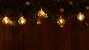 Tracon CHRSTSFBW10WW LED karácsonyi lánc, gömb, hópehely, fehér, elemes Timer 6+18h,10LED, meleg fehér ( 3000K ) színhőmérséklettel, 2xAA ( CHRSTSFBW10WW )