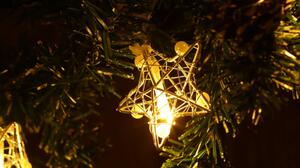 Tracon CHRSTSTA10WW LED karácsonyi lánc, csillag,fém, elemes Timer 6+18h,10LED, meleg fehér ( 3000K ) színhőmérséklettel, 2xAA ( CHRSTSTA10WW )