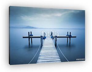 Lake Zug. Fa mólón a tónál. Köd. Hosszú expozíció. (vászonkép)