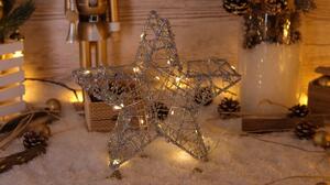 Tracon CHRSTG20SWW LED karácsonyi csillag, ezüst,fém, elemes Timer 6+18h, 20LED, meleg fehér ( 3000K ) színhőmérséklettel, 2xAA ( CHRSTG20SWW )