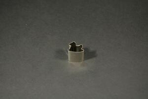 Hintaló mini linzer közép kiszúró 1,5 cm
