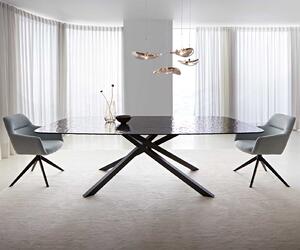 DELIFE Étkezőasztal Edge hajóformájú 240x120 domborított üveg füstfekete 3D design kereszt láb téglalap fekete