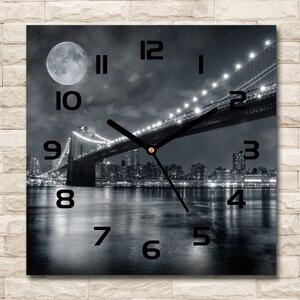 Négyzetes üvegóra Brooklyn híd