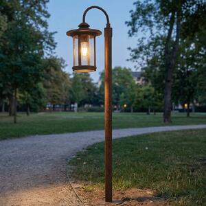 Lindby ösvény világítás Zayn, rozsdaszínű, üveg, magasság 109 cm, IP65, dimmelhető, Barna / rozsda, Alumínium, Antik
