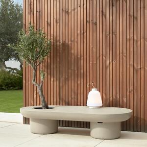 Szürke beton kerti dohányzóasztal Kave Home Taimi 140 x 60 cm