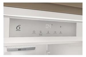 Whirlpool WHSD18A073C1P Beépíthető hűtő, 306 l, E , 6. Érzék Fresh Control funkció, prémium LED világítás, ventilátor antibakteriális szűrővel, üvegpolcok, 4db palacktartó, 3 Fresh Box, 30 dBA, 177x54x54.5 cm