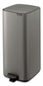 Brabantia Bo Pedal Bin pedálos hulladékgyűjtő szagmentesen záródó Soft-Close fedél, karcsú, négyzetes forma, műanyag tartály, 30L - O méret, acél, platinaszürke - 238161