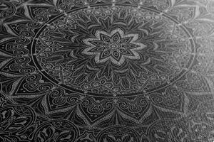 Kép Mandala fekete fehér háttéren