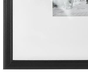 Hét darab kép fekete keretben ZINARE