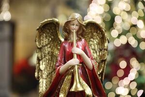Piros-arany angyal figura, trombitával 38cm