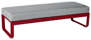 Szürke kárpitozott pad Fermob Bellevie 148 cm, piros alappal