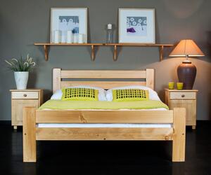 AMI bútorok Fenyőfa ágy Neli 120x200 cm, éger színben