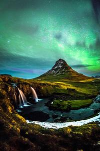Művészeti fotózás Aurora borealis at Mount Kirkjufell Iceland, SuppalakKlabdee, (26.7 x 40 cm)