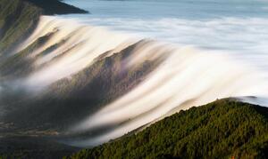 Művészeti fotózás Waterfall of clouds, Dominic Dähncke, (40 x 24.6 cm)