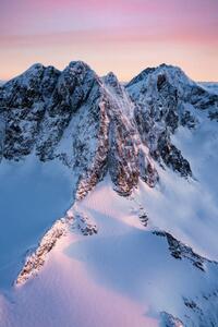 Fotográfia Pink sunrise over snowcapped mountains, Italy, Roberto Moiola / Sysaworld, (26.7 x 40 cm)