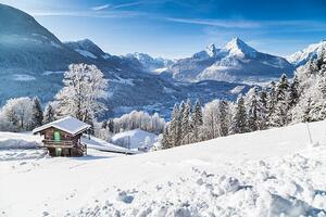 Művészeti fotózás Winter wonderland with mountain chalet in the Alps, bluejayphoto, (40 x 26.7 cm)