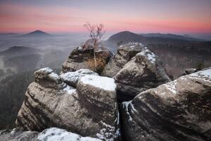 Fotográfia PINK MORNING,Scenic view of mountains against, Karel Stepan / 500px, (40 x 26.7 cm)