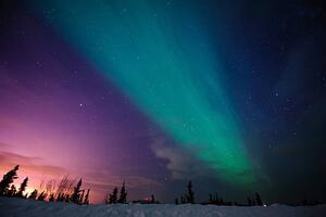 Fotográfia Aurora Borealis in Fairbanks, Noppawat Tom Charoensinphon, (40 x 26.7 cm)