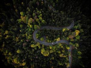 Fotográfia Curvy mountain road winding through a, maphke, (40 x 30 cm)