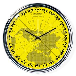Sárga óra, 24 órás számlap mutatja a térképen, hol van most dél (32 cm) | atelierDSGN