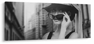 Egy nő képe (120x50 cm)