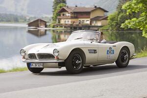 Fotográfia BMW 507 constructed in 1955, Kitzbuehel Alps Ralley 2008, Austria, Europe, (40 x 26.7 cm)