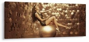Egy nő képe egy arany szobában (120x50 cm)