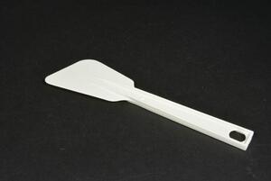 Tésztakaparó nyeles spatula 23 cm