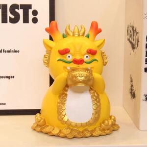 Szerencsehozó kínai sárkány szobor - Arany