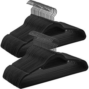 SONGMICS bársony vállfák, 50 darabos ruhafogas készlet, tintafekete
