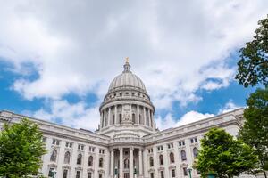 Nem szőtt fotótapéta wisconsin állam fővárosa 375 x 250 cm