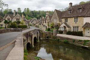 Nem szőtt fotótapéta cotswold falu 375 x 250 cm