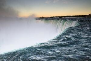 Nem szőtt fotótapéta horseshoe falls, wales 375 x 250 cm