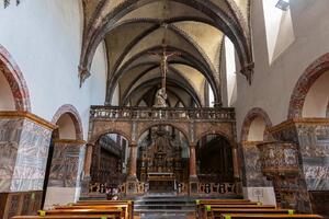 Nem szőtt fotótapéta sant'orso templom 375 x 250 cm